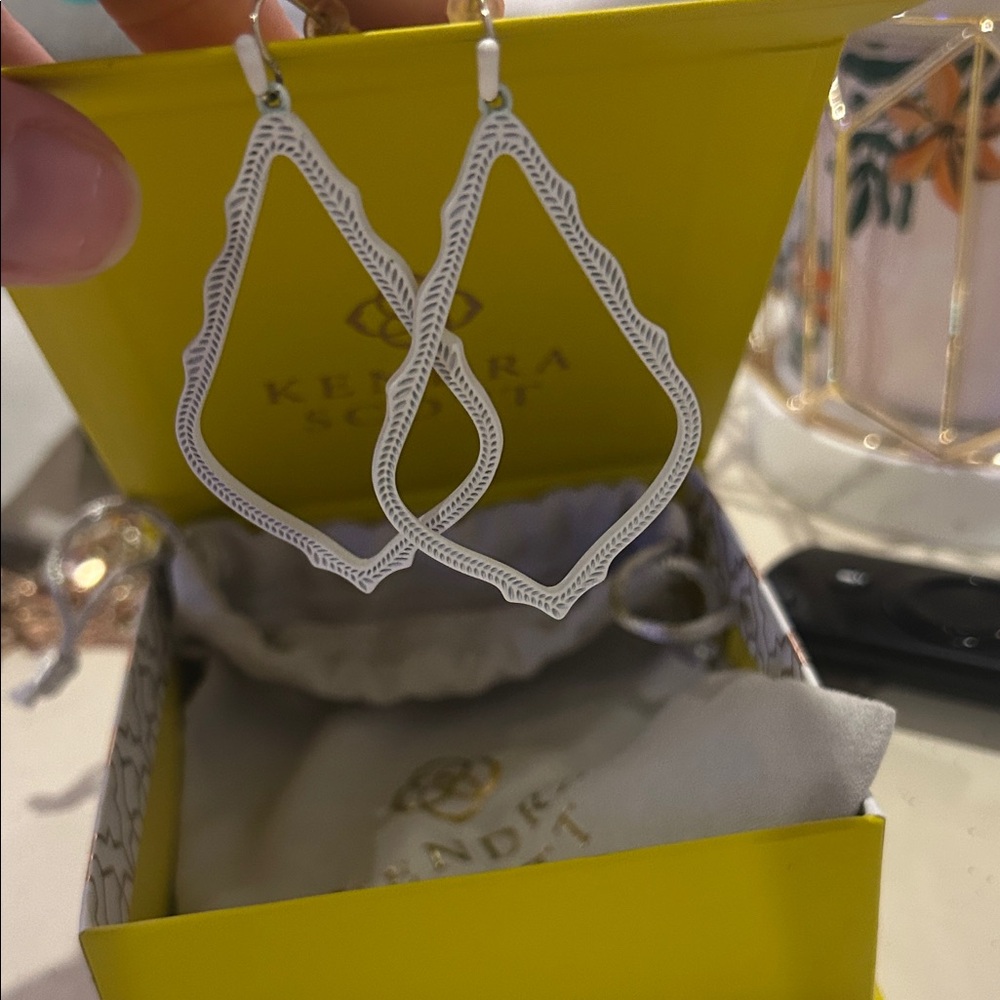Kendra Scott White Filigree Earrings